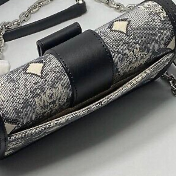 - MCM Tracy Crossbody Mini Gray Leather - Picture 5 of 8